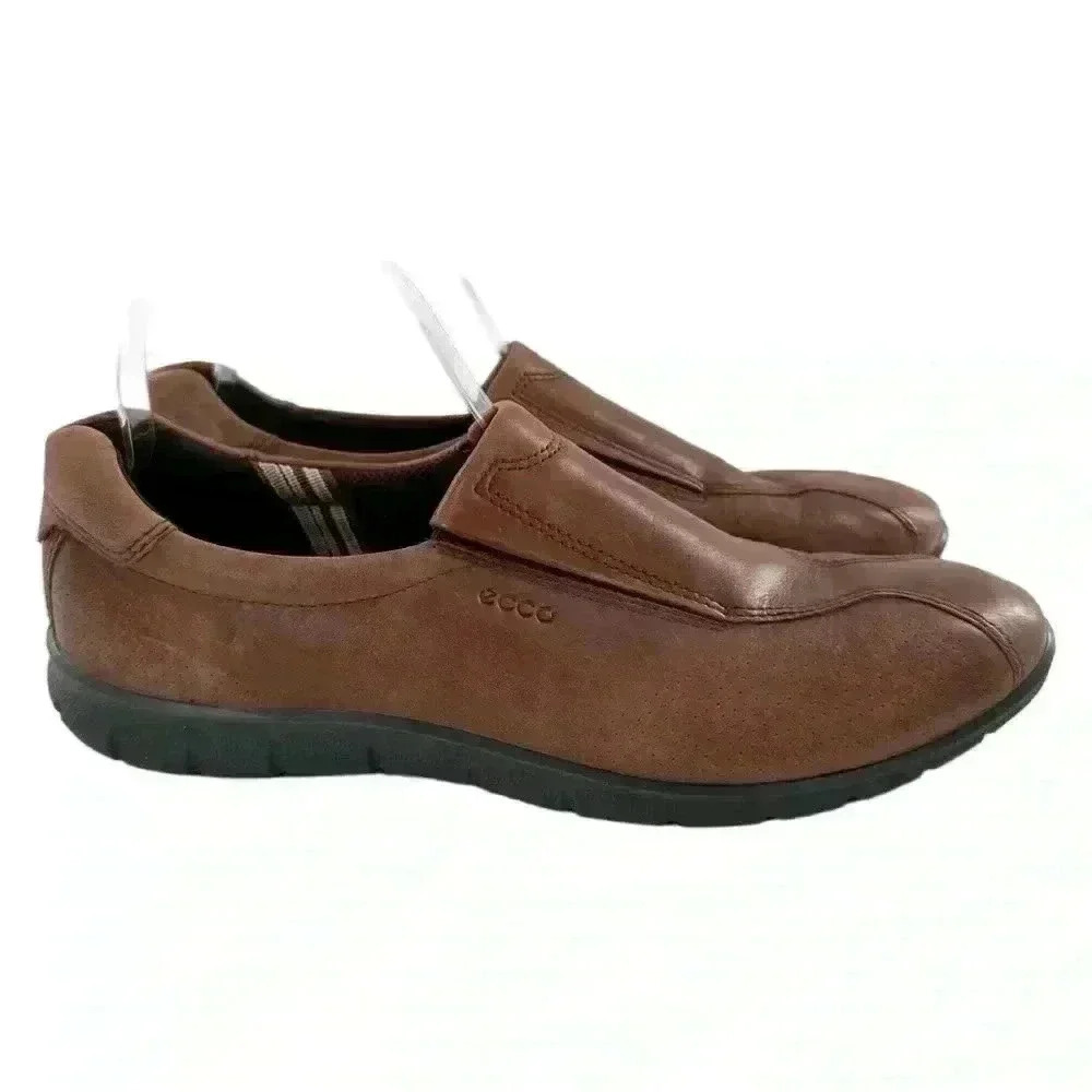 Ecco womens flats size 41 10-10.5 brown leather slip on loafers